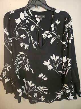 Grace Black and White Floral V-Neck Ruffle Sleeve Blouse